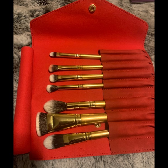 LUXIE GLITTER AND GOLD BRUSH SET - Picture 8 of 8